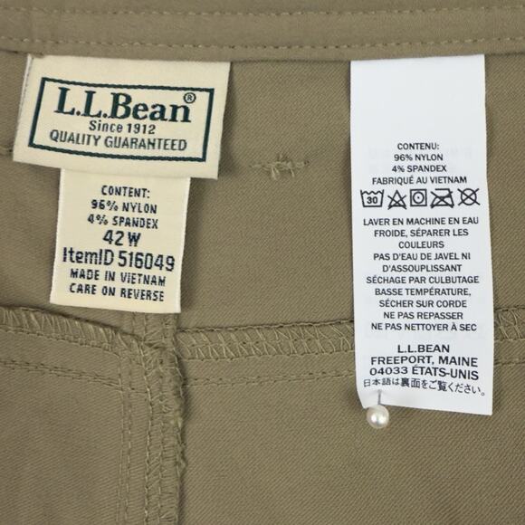 LL Bean Mens Venture Stretch Shorts 42W 10" Beige 5-Pocket Nylon Hiking New - Picture 2 of 12